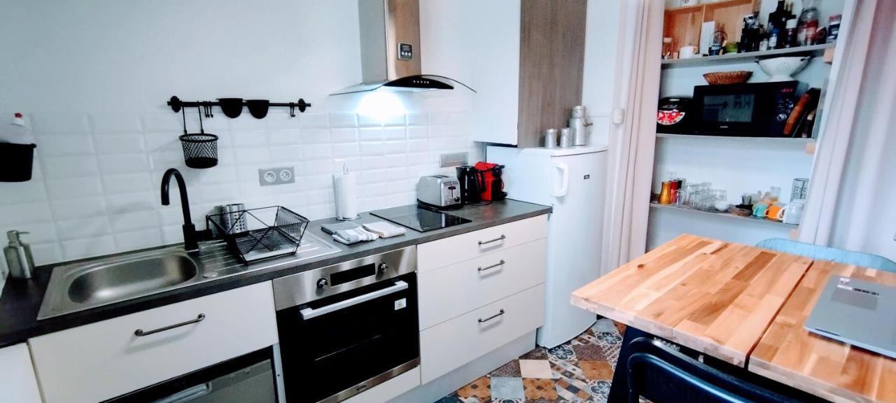 L'Echappee Belle Parking Apartment อาวีญง ภายนอก รูปภาพ