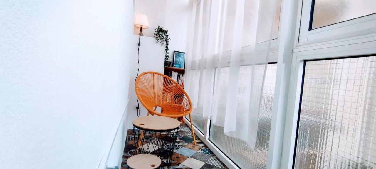 L'Echappee Belle Parking Apartment อาวีญง ภายนอก รูปภาพ